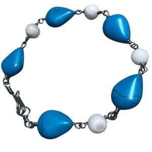 NWOT Costa Rican Bracelet